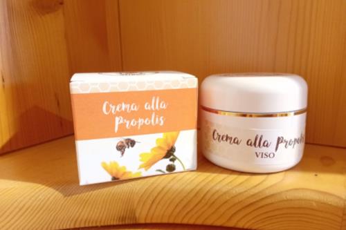 Crema alla propolis