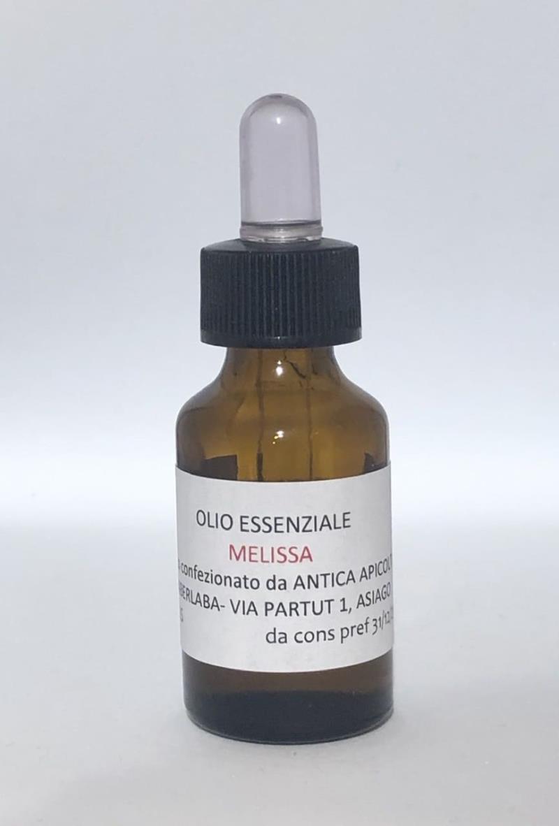 olio essenziale alla melissa